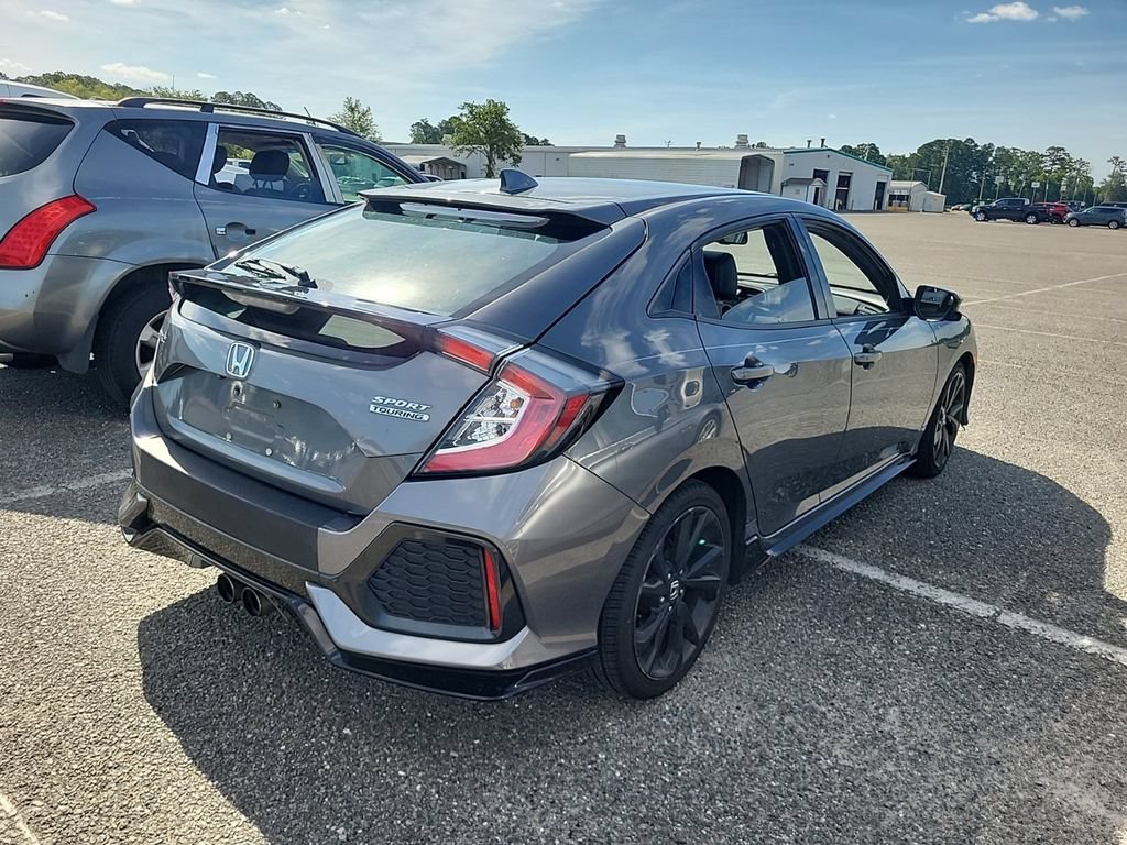 Used 2017 Honda Civic Sport Touring image 4