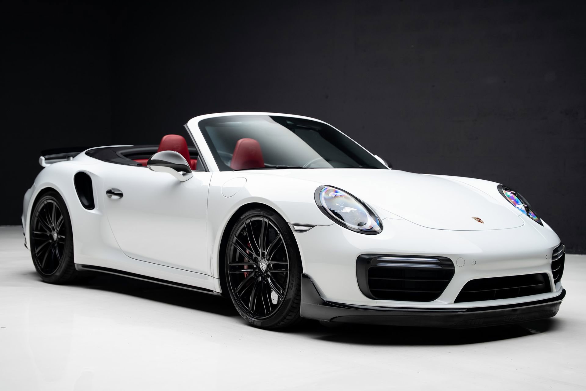 Used 2019 Porsche 911 Turbo image 90
