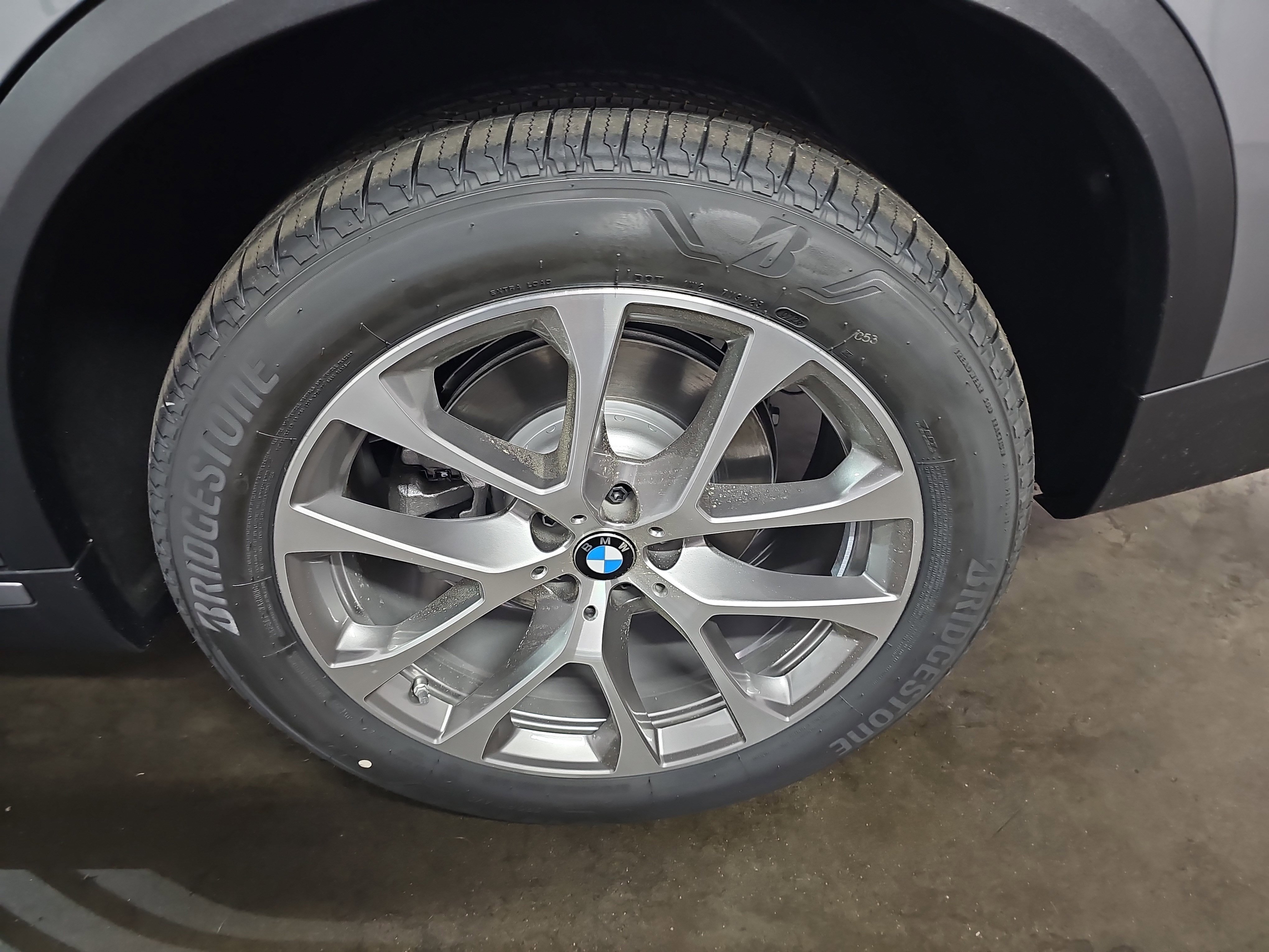 New 2026 BMW X5 xDrive40i w/ Climate Comfort Package AWD/4WD image 36