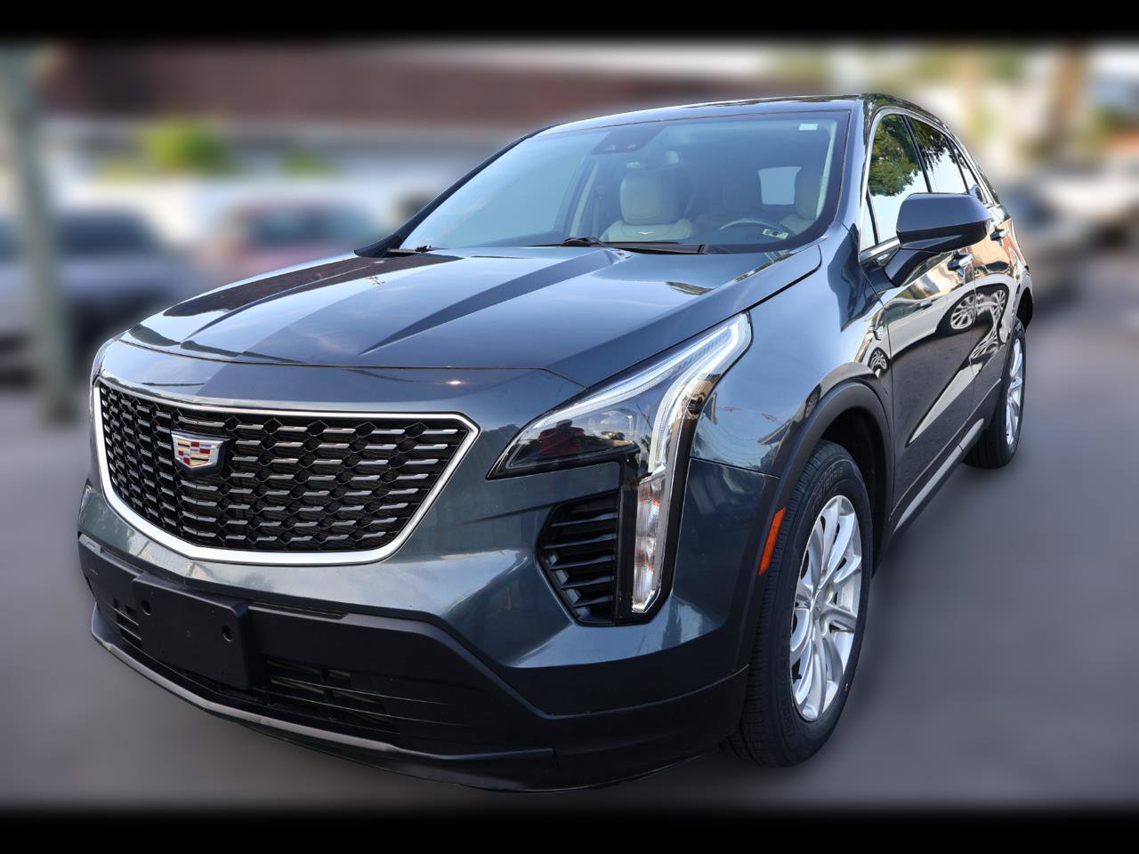 Used 2020 Cadillac XT4 Luxury w/ Cold Weather Package image 1