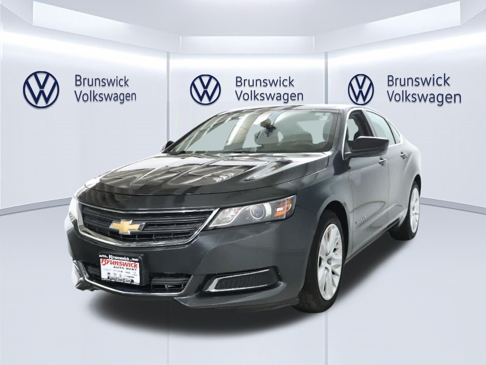 Used 2018 Chevrolet Impala LS FWD image 1