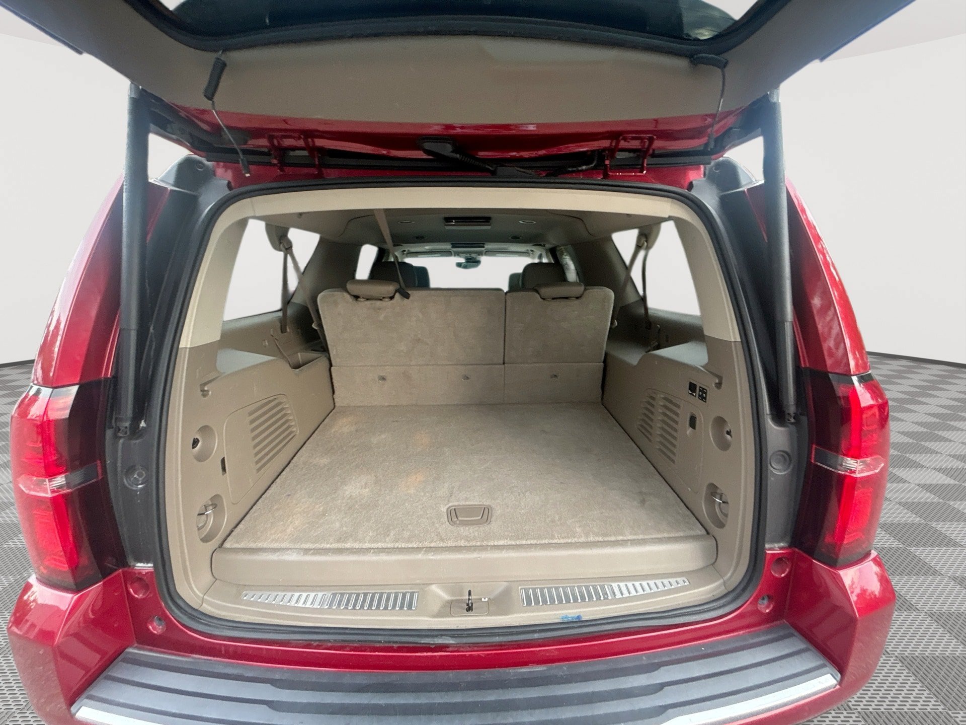 Used 2015 Chevrolet Suburban LTZ AWD/4WD image 22