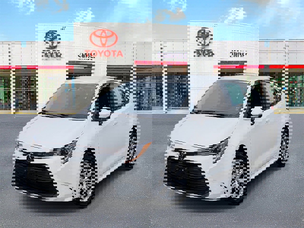 Used 2025 Toyota Corolla LE image 1