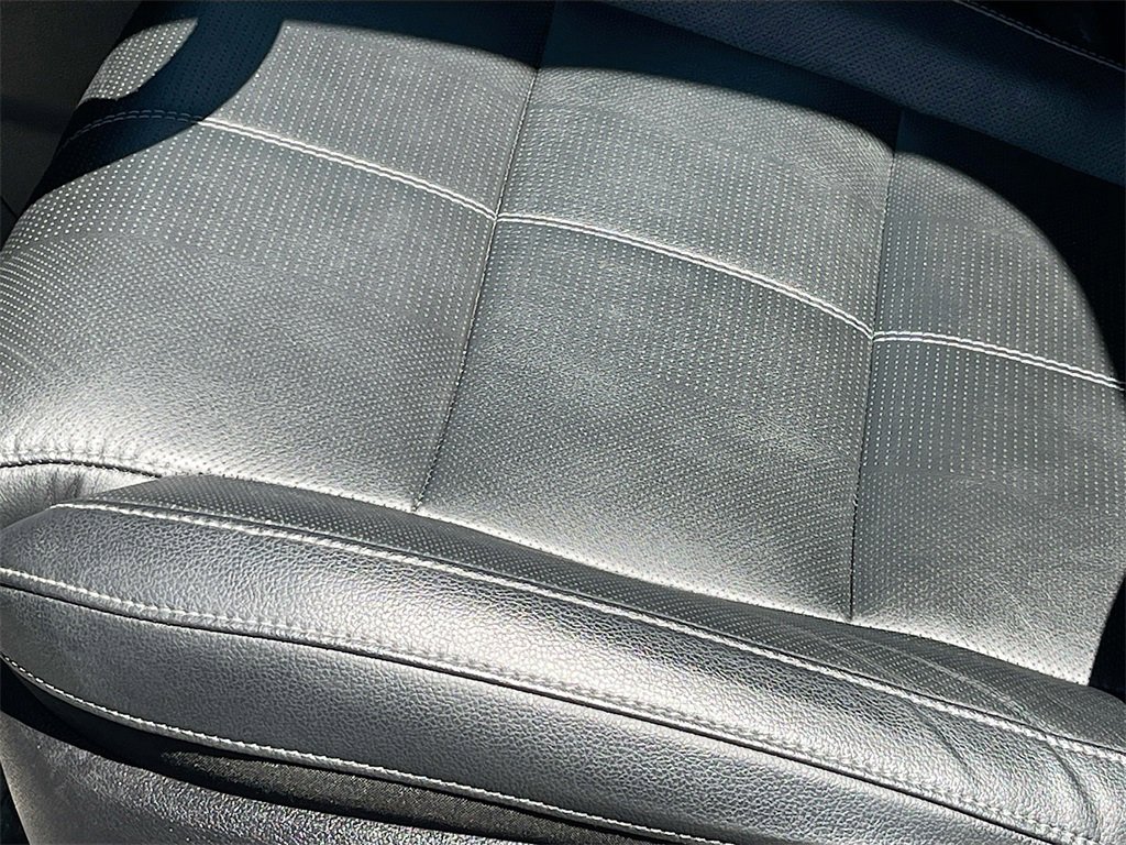 Used 2024 Kia Telluride SX w/ Towing Package image 20