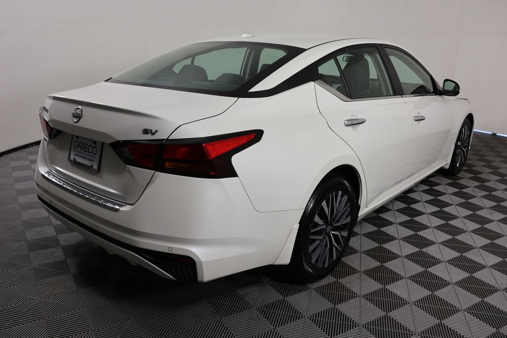 Used 2023 Nissan Altima 2.5 SV FWD image 8