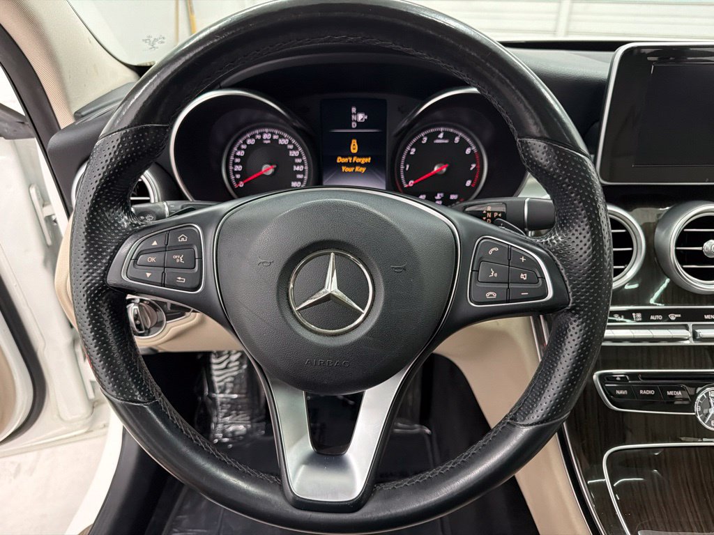 Used 2015 Mercedes-Benz C 300 4MATIC Sedan image 19