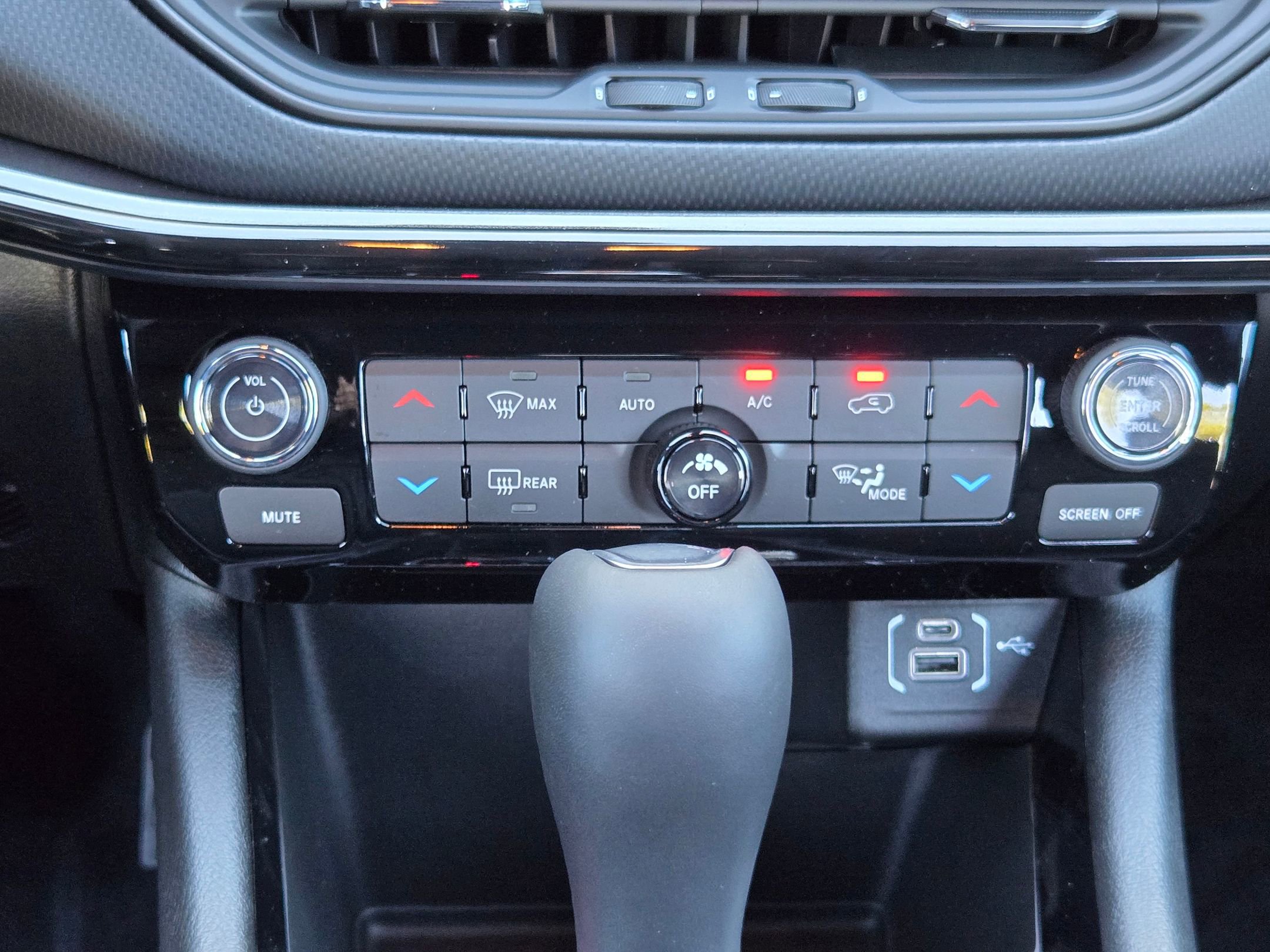 New 2026 Jeep Compass Limited image 14