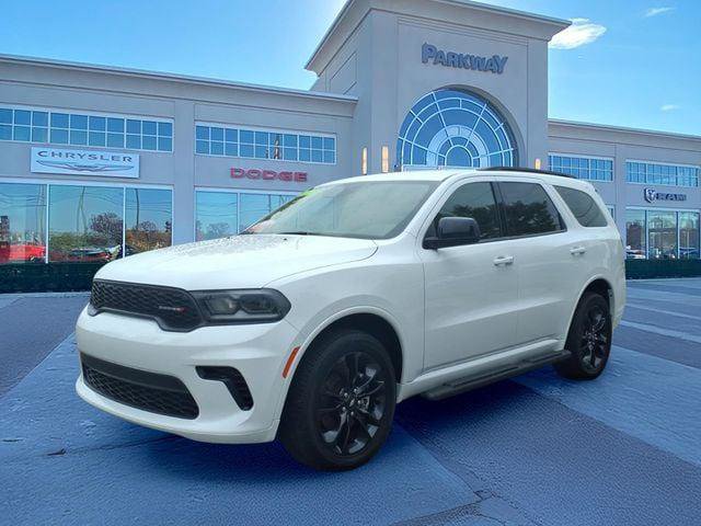 Certified 2025 Dodge Durango GT w/ Blacktop Package AWD/4WD image 1