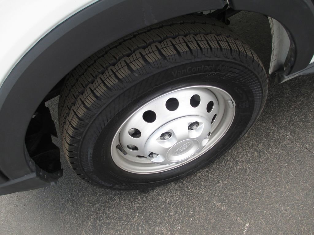 Used 2025 Ford Transit 250 148 Medium Roof Extended AWD w/ Load Area Protection Package image 13