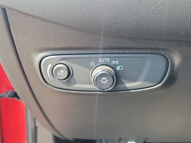 Used 2022 Chevrolet Equinox RS FWD image 12
