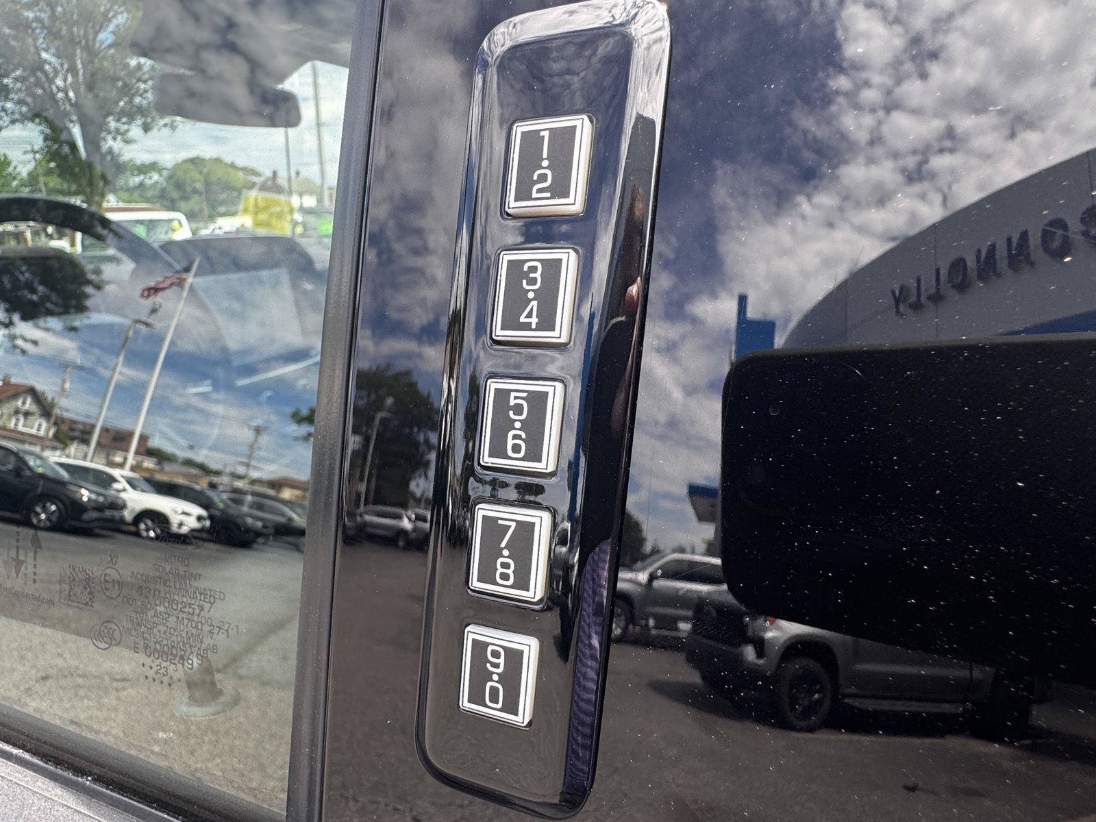 Used 2023 Ford F150 Lariat w/ Equipment Group 502A High AWD/4WD image 19