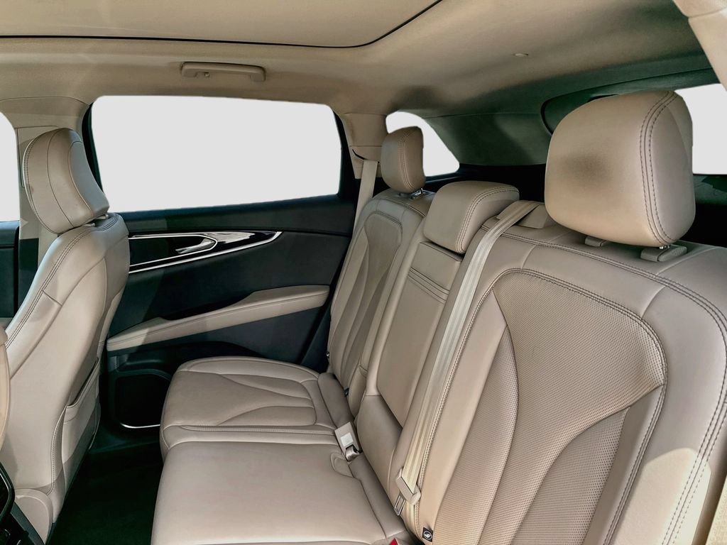 Used 2021 Lincoln Nautilus Reserve FWD image 24