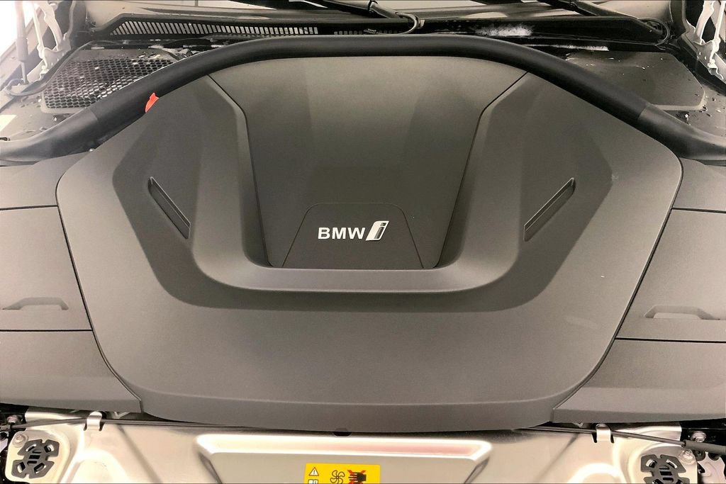 New 2026 BMW i4 xDrive40i w/ Premium Package AWD/4WD image 8