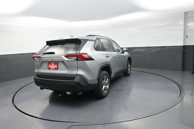Used 2024 Toyota RAV4 XLE FWD image 71