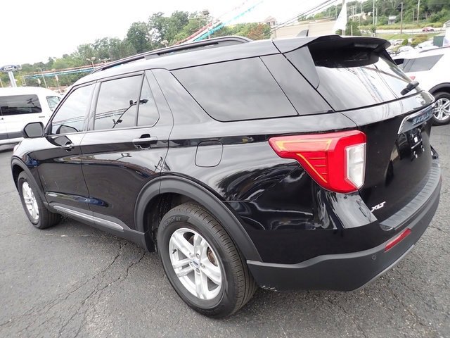 Used 2023 Ford Explorer XLT w/ Equipment Group 202A image 5