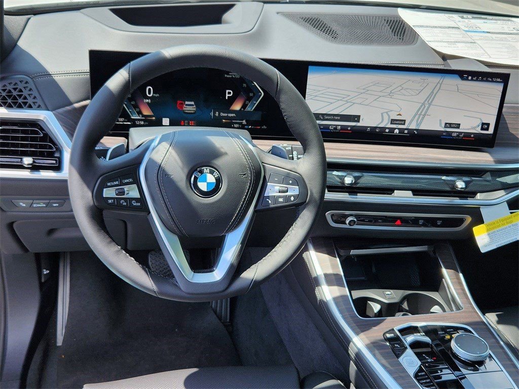 Used 2026 BMW X5 xDrive40i w/ Premium Package AWD/4WD image 11