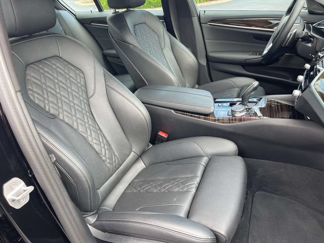 Used 2023 BMW 530e xDrive AWD/4WD image 25