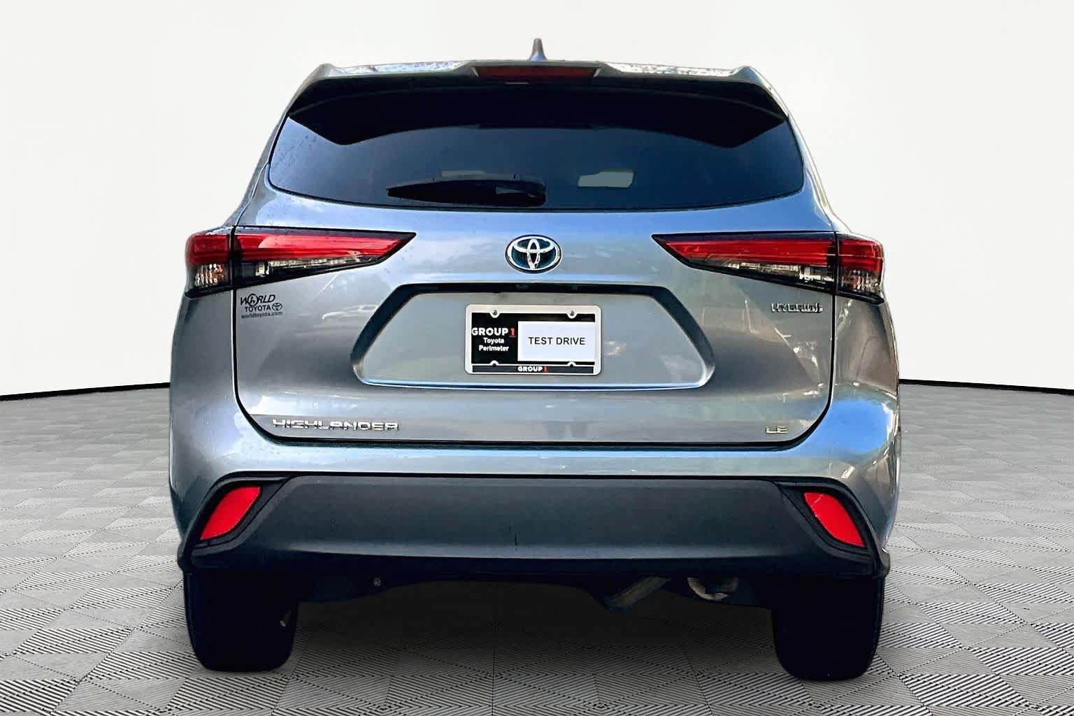 Certified 2020 Toyota Highlander LE FWD image 5