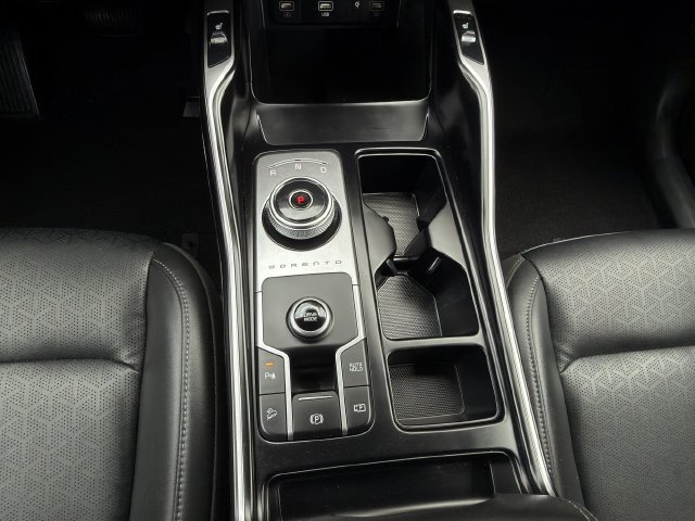 Used 2023 Kia Sorento EX w/ Panoramic Sunroof Package FWD image 22
