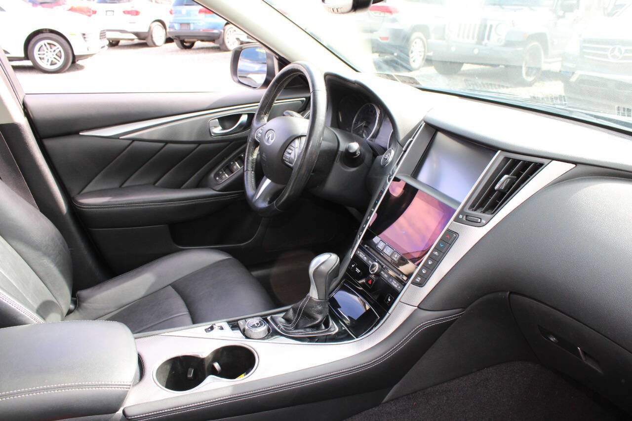 Used 2015 INFINITI Q50 Premium w/ Navigation Package AWD/4WD image 12