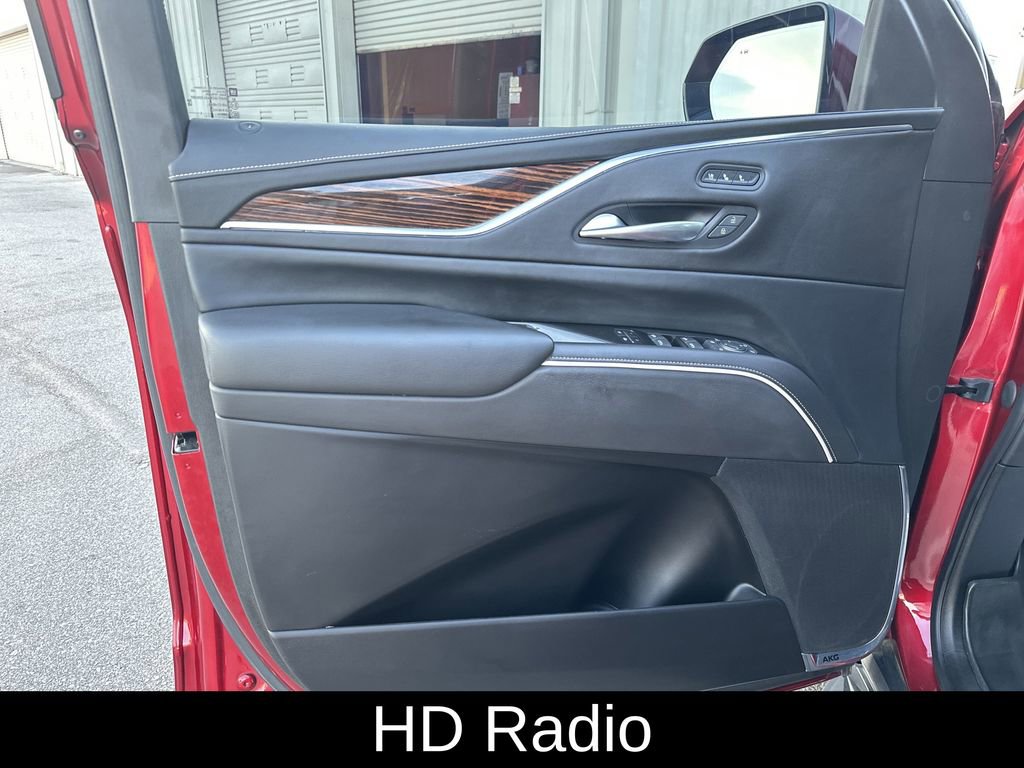 Used 2021 Cadillac Escalade Premium Luxury RWD image 7