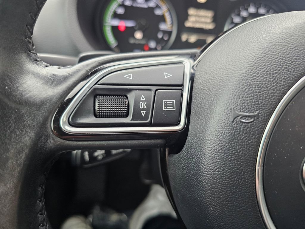 Used 2016 Audi A3 e-tron Premium Plus w/ Premium Plus Package image 34