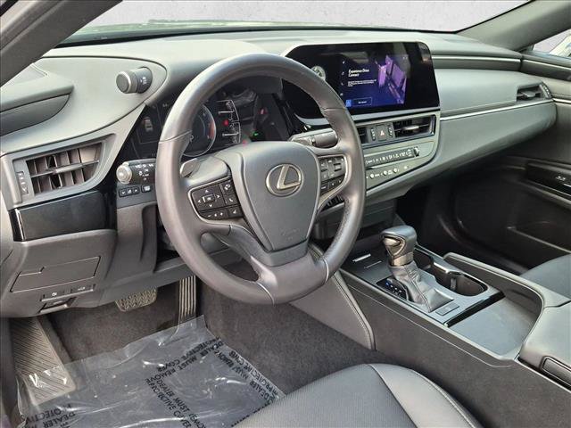 Used 2024 Lexus ES 350 w/ Accessory Package (Z1) FWD image 10
