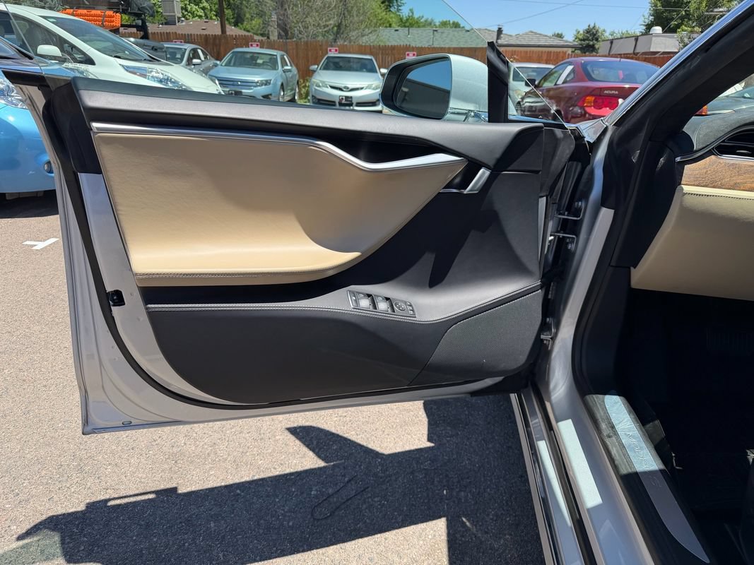 Used 2016 Tesla Model S 90D AWD/4WD image 23