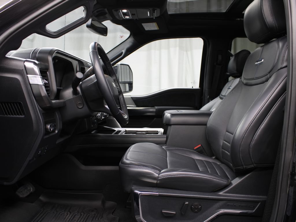 Used 2026 Ford F350 Platinum AWD/4WD image 15