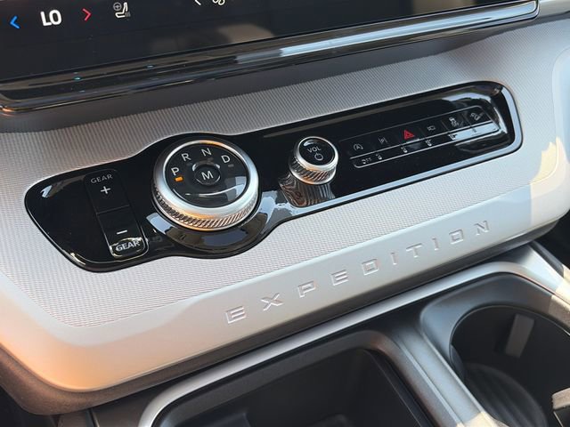 New 2026 Ford Expedition Active AWD/4WD image 26
