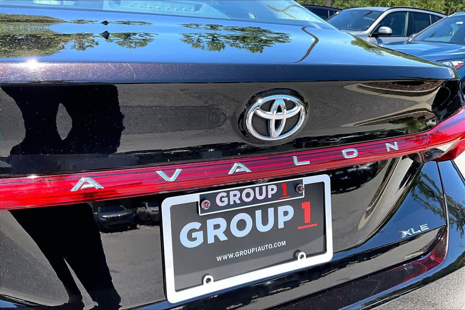 Used 2019 Toyota Avalon XLE w/ Moonroof Package FWD image 31