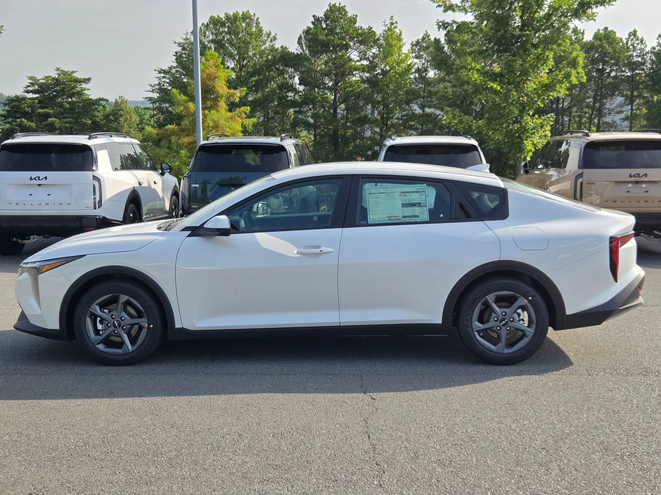 New 2026 Kia K4 FWD image 4