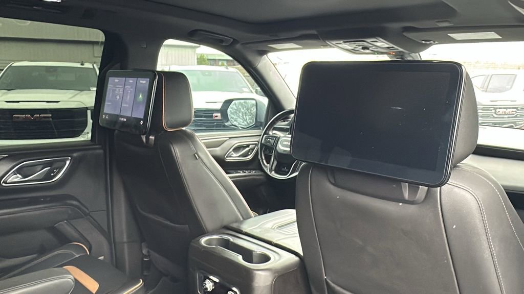 Used 2021 GMC Yukon XL AT4 w/ AT4 Premium Plus Package image 16