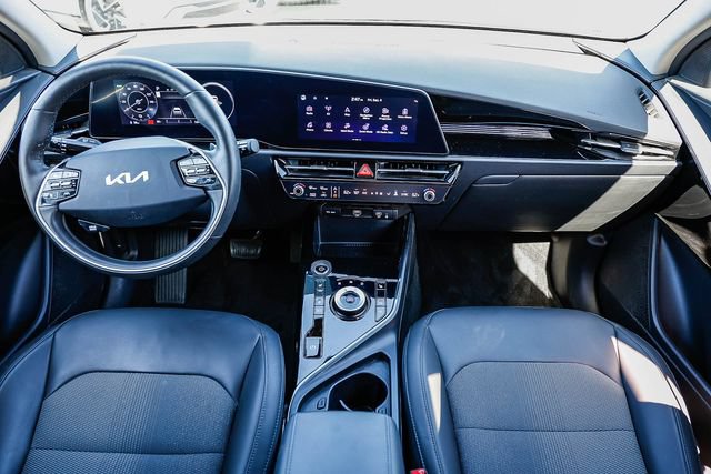 Used 2024 Kia Niro Wind w/ Wind Preserve Package FWD image 12