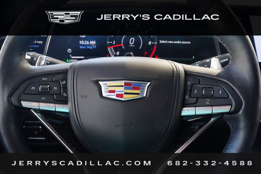 Used 2024 Cadillac Escalade ESV V AWD/4WD image 16
