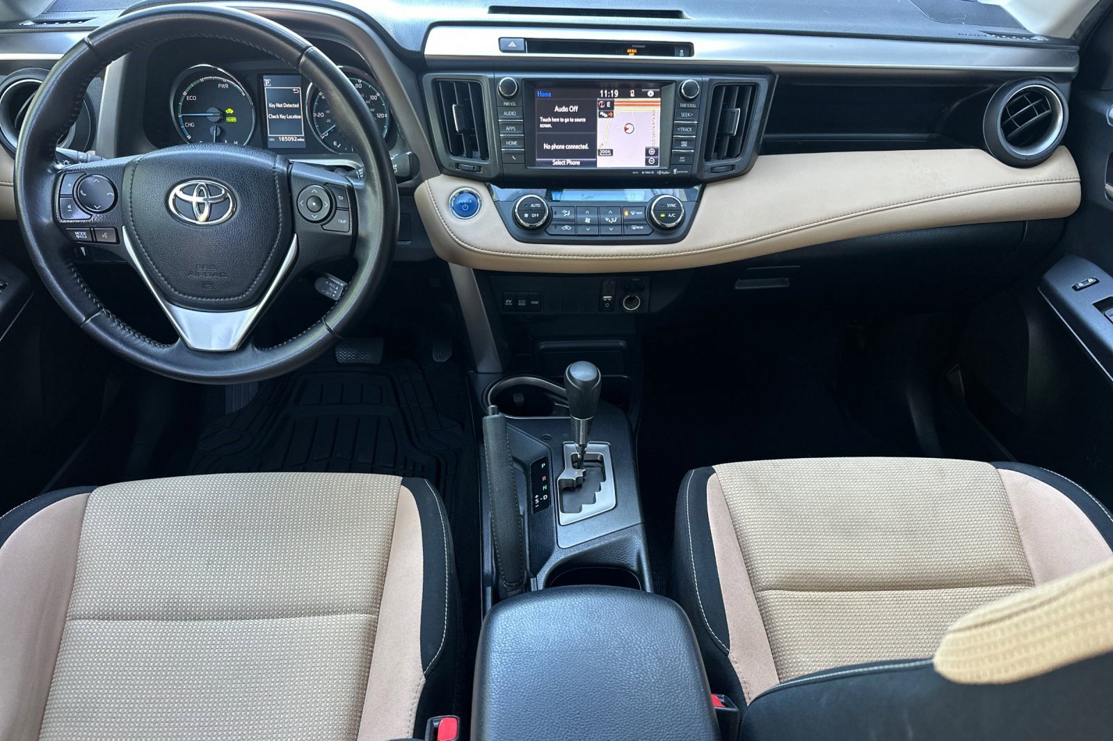 Used 2016 Toyota RAV4 XLE image 16