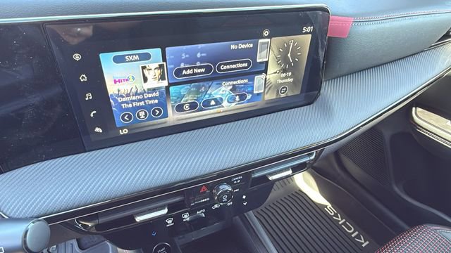 New 2025 Nissan Kicks SR image 15