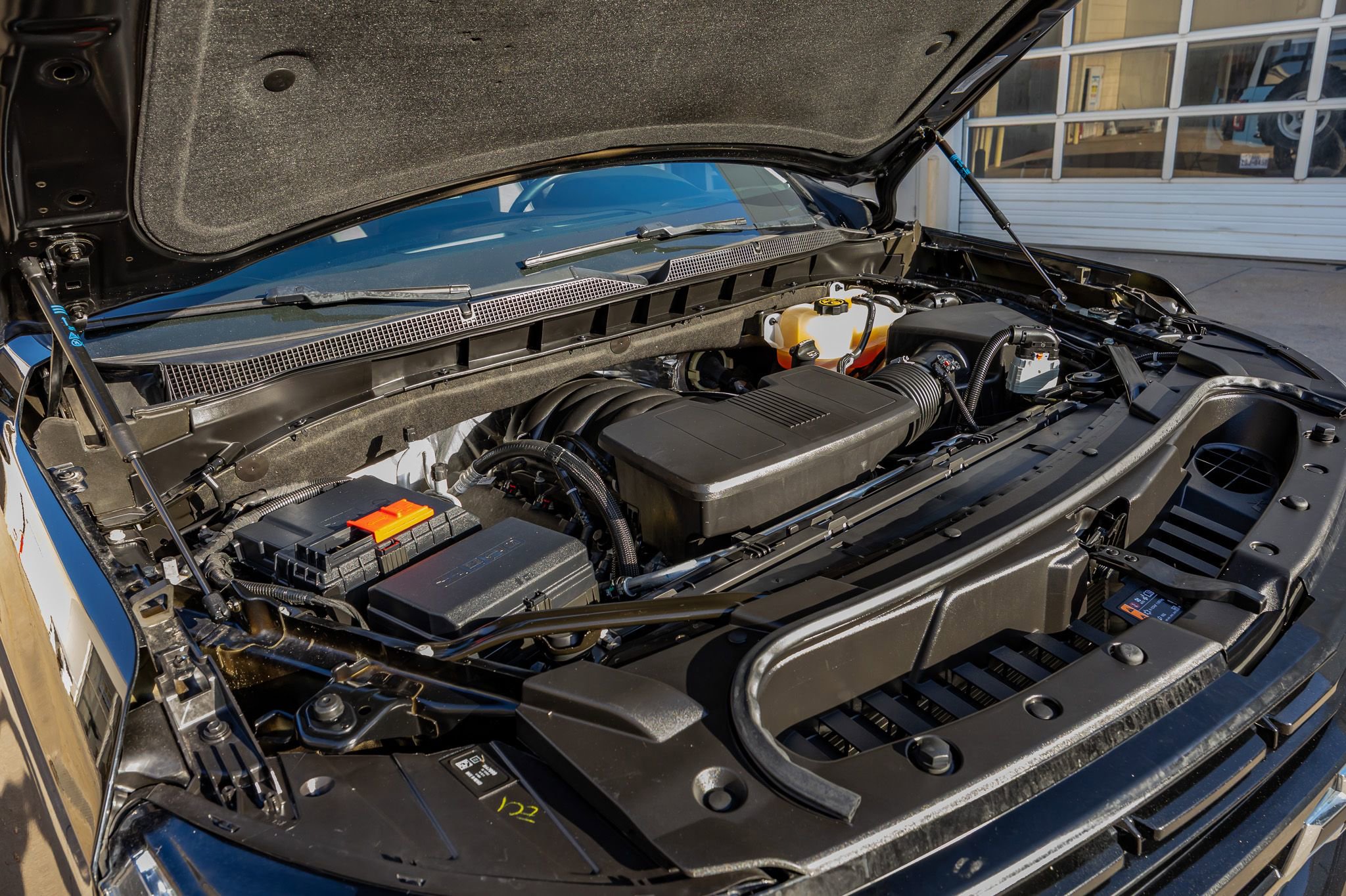 Used 2023 Chevrolet Suburban RST w/ Sport Performance Package image 41