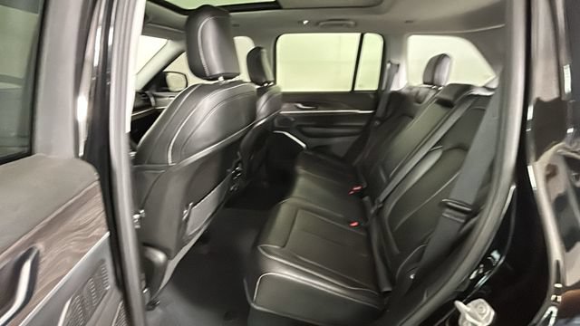 Used 2023 Jeep Grand Cherokee 4WD 4xe image 26