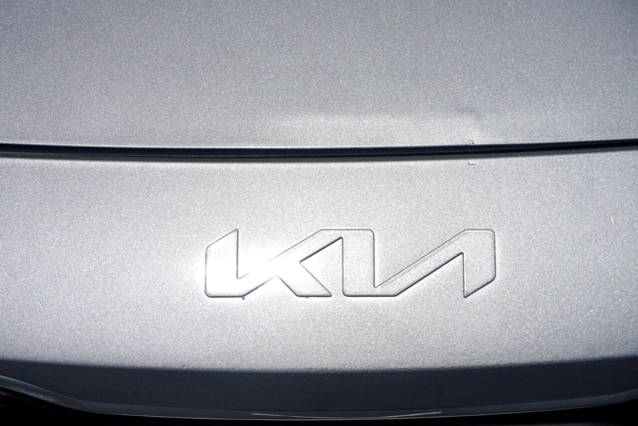 Used 2023 Kia Rio LX image 36