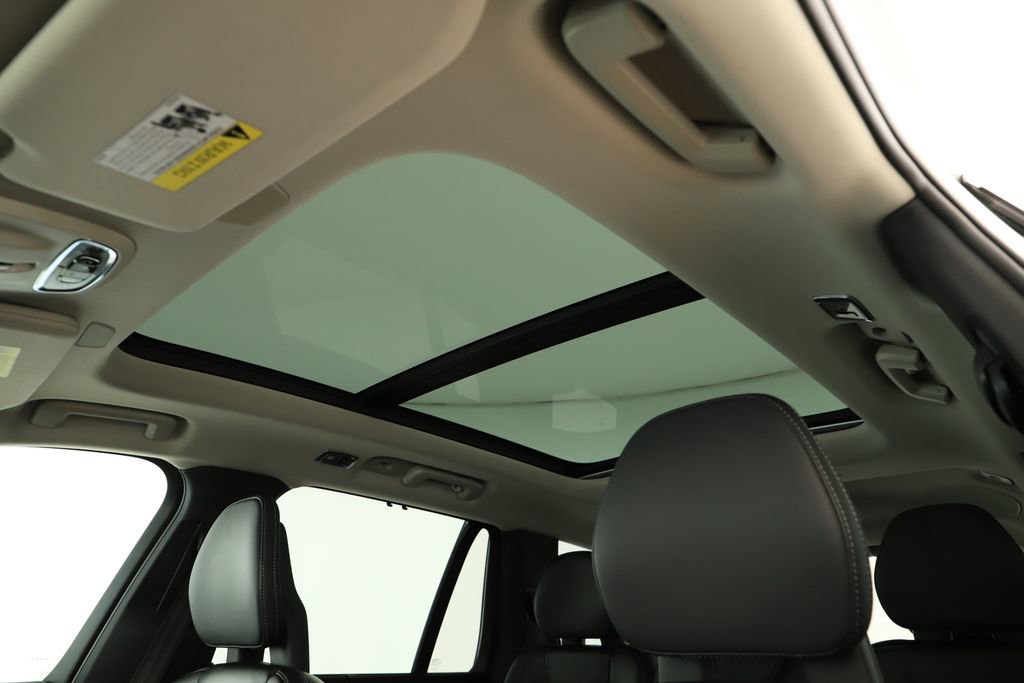 Used 2022 Volvo XC90 T6 Inscription w/ Advanced Package image 27