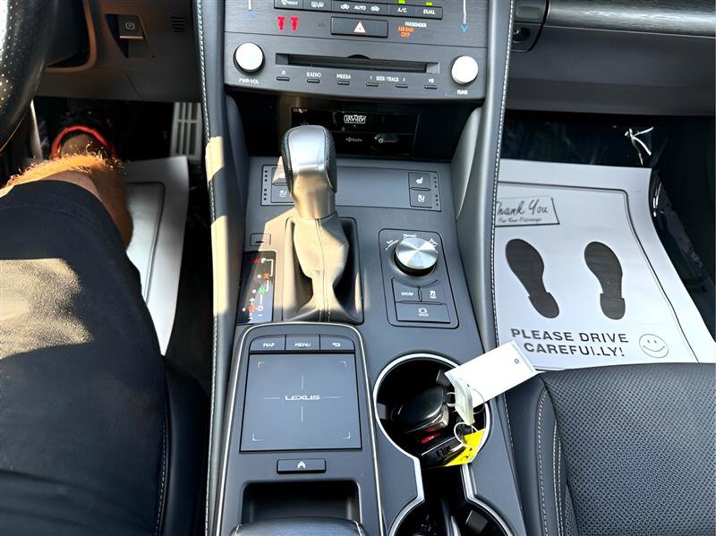 Used 2022 Lexus RC 350 F Sport image 19