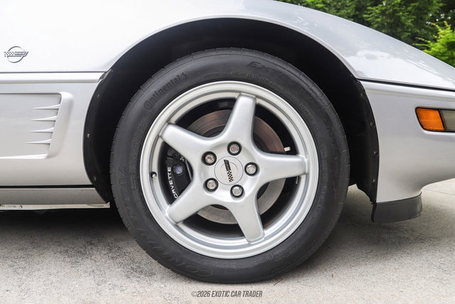 Used 1996 Chevrolet Corvette Convertible RWD image 85