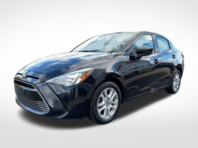 Used 2017 Toyota Yaris iA FWD image 7