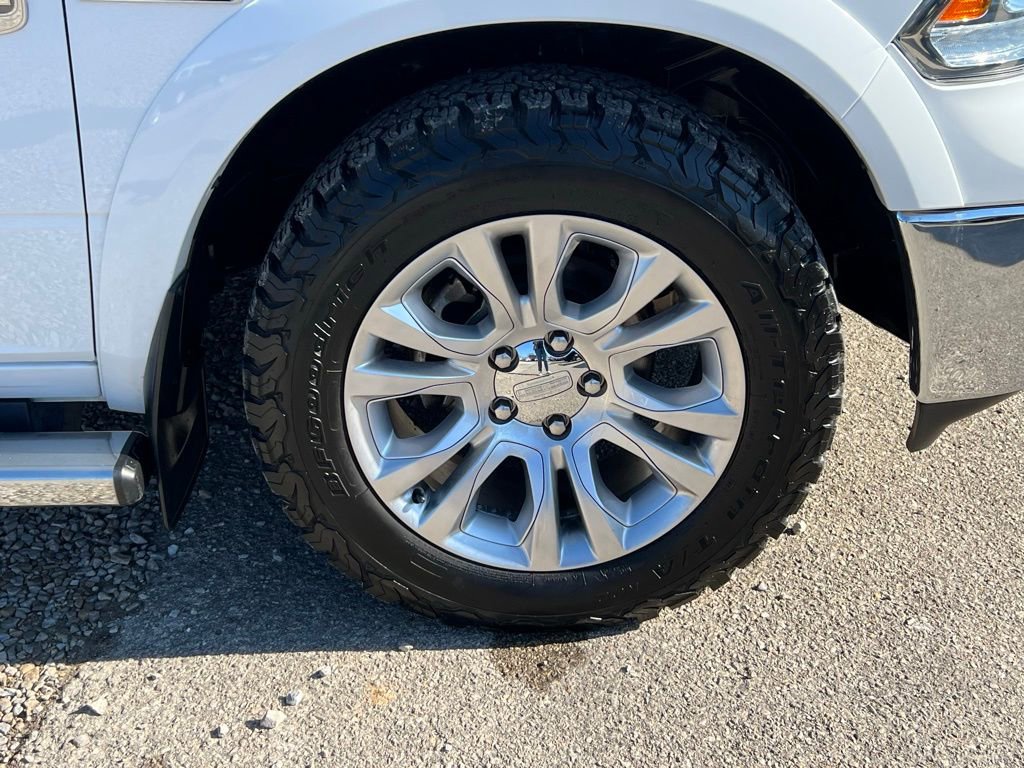 Used 2015 RAM 1500 Laramie Longhorn image 10