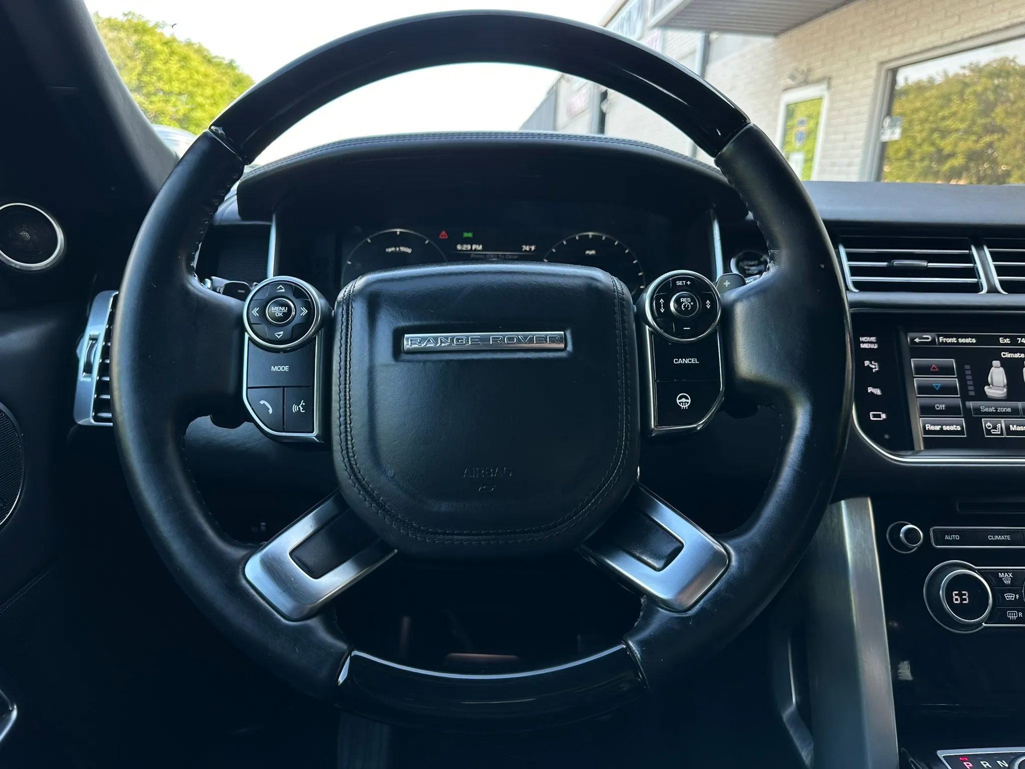 Used 2014 Land Rover Range Rover Autobiography AWD/4WD image 39