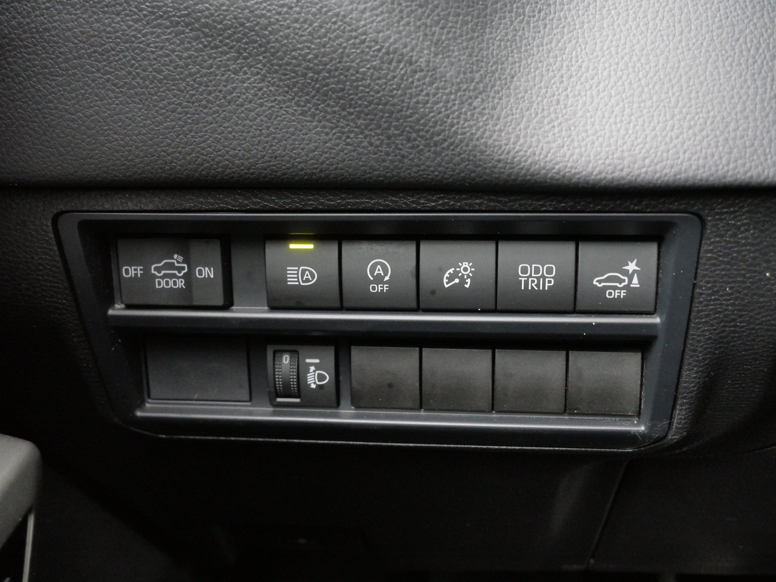 Used 2025 Toyota Tundra Limited image 27