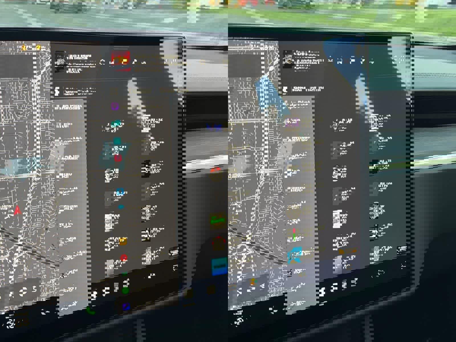 Used 2025 Tesla Model S image 19