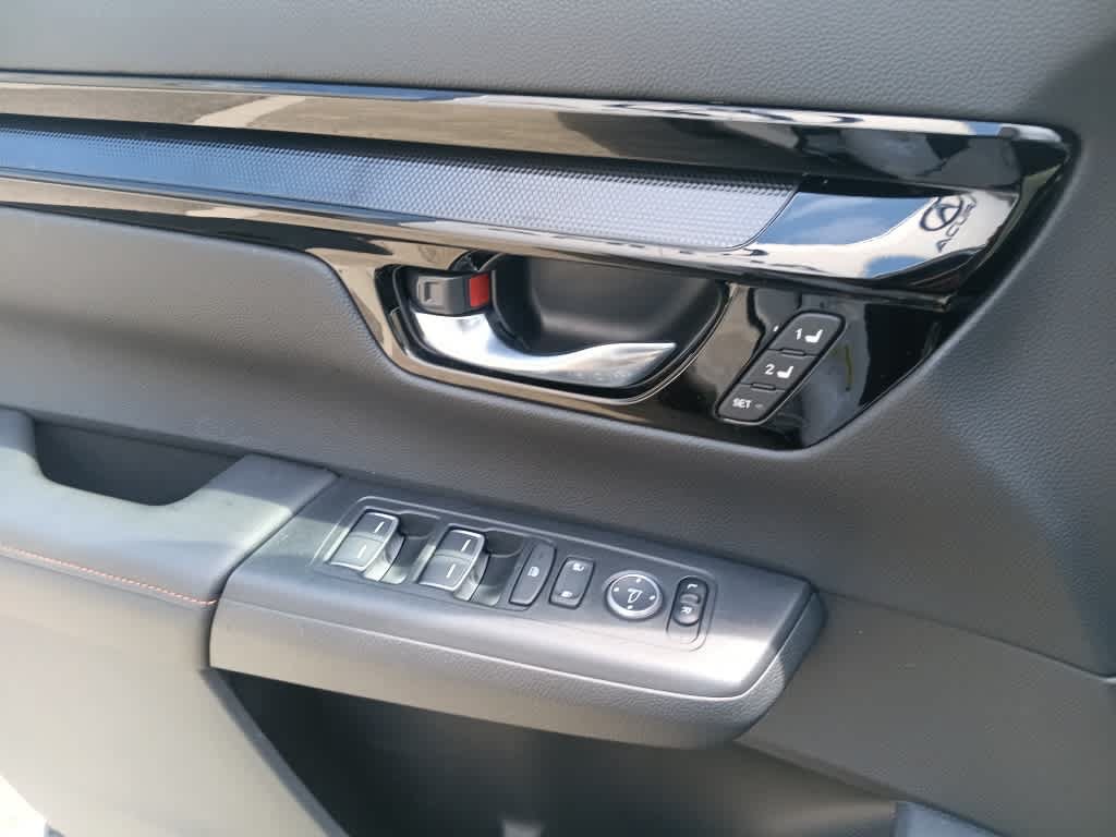 Used 2025 Honda CR-V Sport Touring image 15
