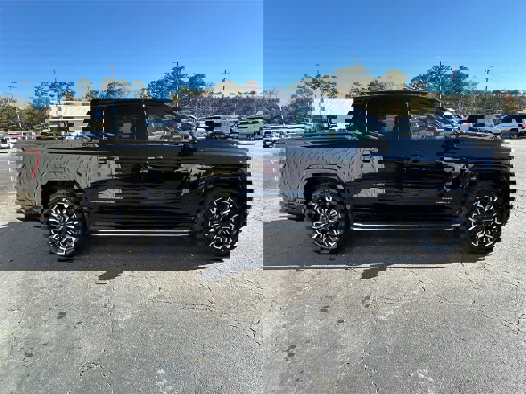 New 2025 GMC Sierra EV Denali image 5